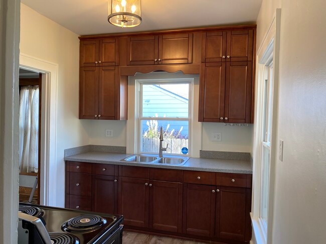 Photo - 1409 Highview Ave