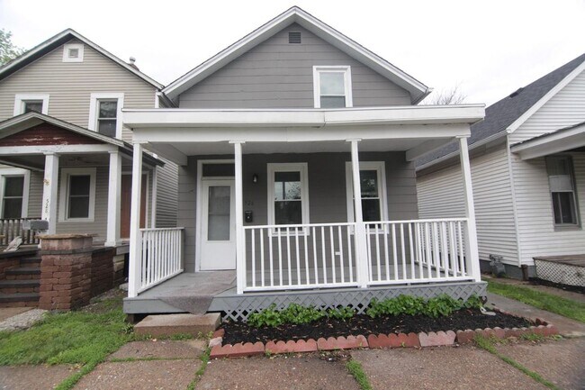 Building Photo - 526 21st St Rental