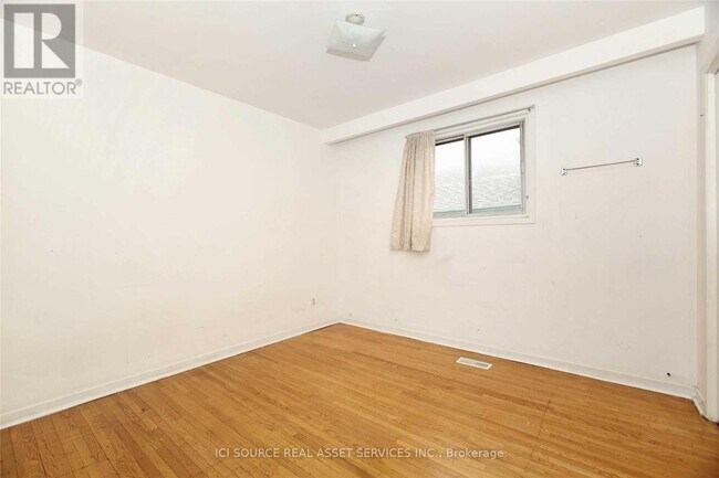 Photo - 117 Firgrove Crescent