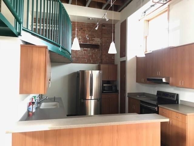 Kitchen - 202 S 1st Ave Unit G302  - Loft Apartment