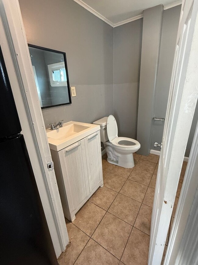 Photo - Spencer Unit Down-Front