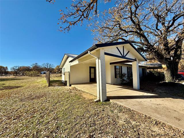 Photo - 2112 Tanglewood St