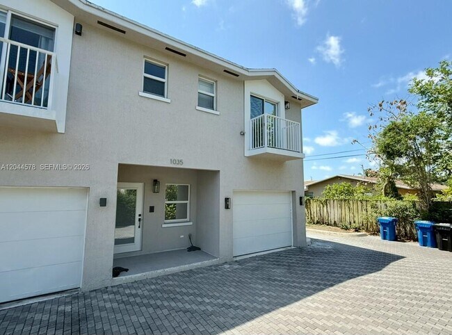Photo - 1035 NW 2nd Ave