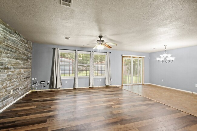 Photo - 432 Co Rd 4284