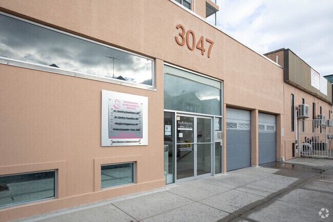Building Entrance - The Brighton Tower