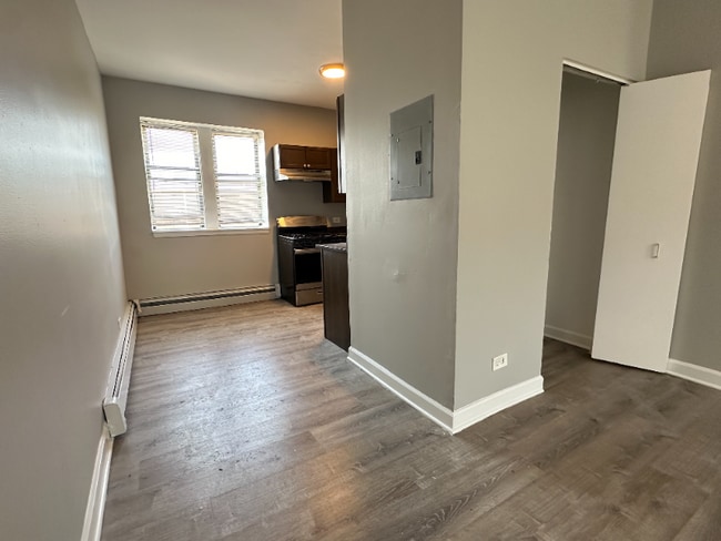 Photo - 5645-5657 W Washington Blvd Unidad 5657-3S