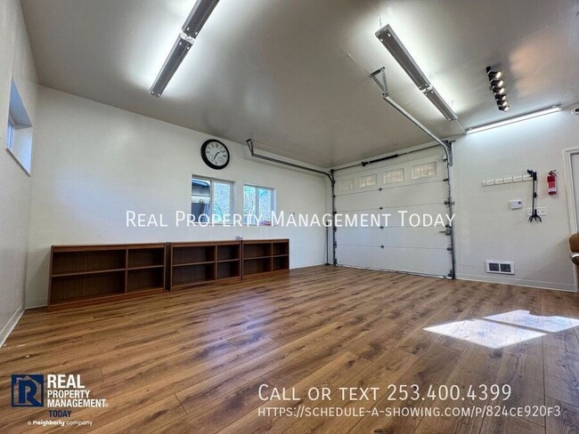 Photo - 9009 Randall Dr