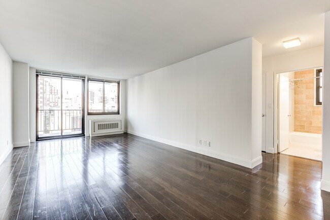 Photo - The Wimbledon