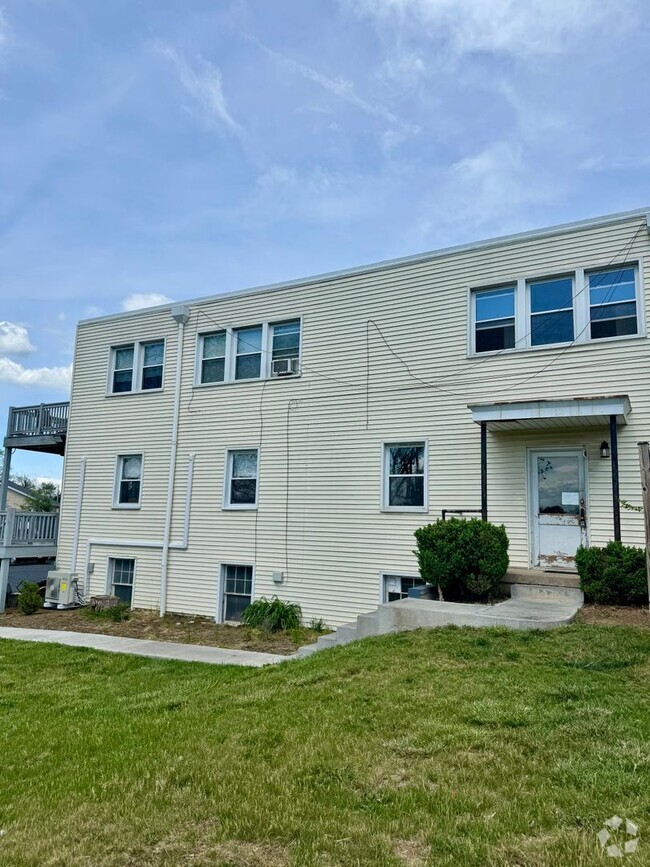 Building Photo - Apartment for rent