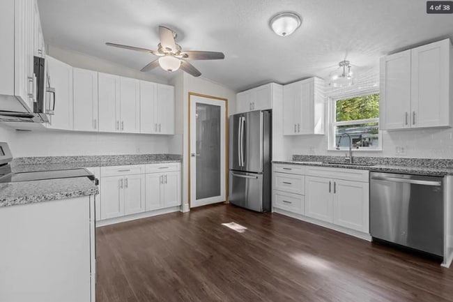 Building Photo - 38060 Lawanda Loop Rental