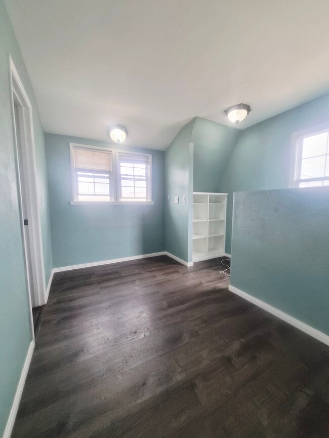 Photo - 737 Edgar Ave