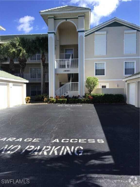 Building Photo - 28861 Bermuda Lago Ct Unit 105 Rental