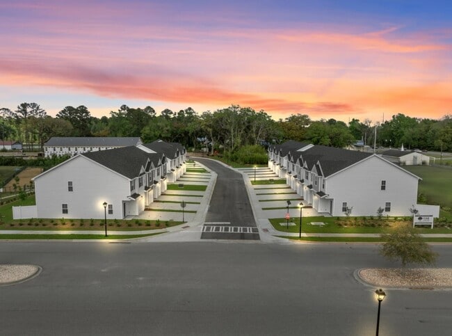 Building Photo - 5794 Ogeechee Rd Rental