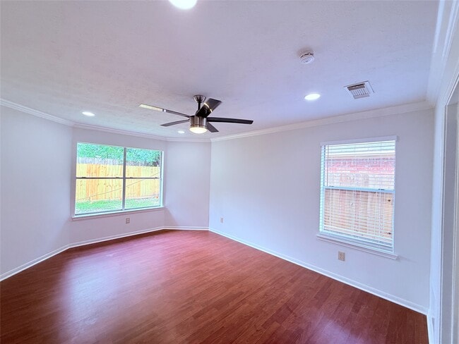 Photo - 13407 Carruth Ln