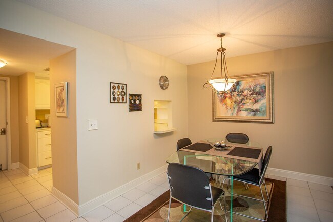 Photo - 315 St Andrews Blvd