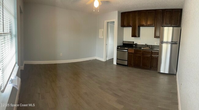 Photo - 6100 Ridgewood Ave Unit 1