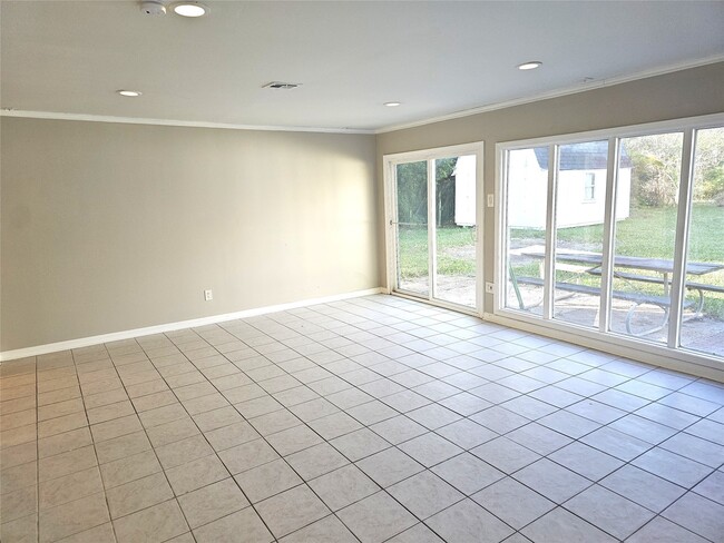 Photo - 510 Baywood Dr