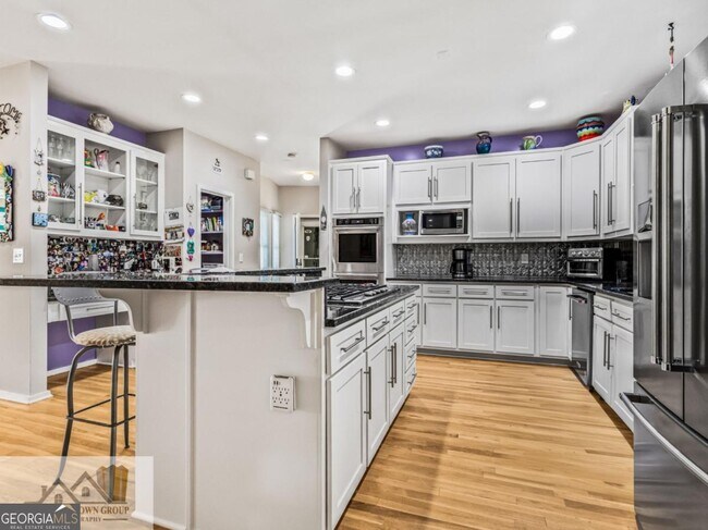 Photo - 5177 Stratham Dr