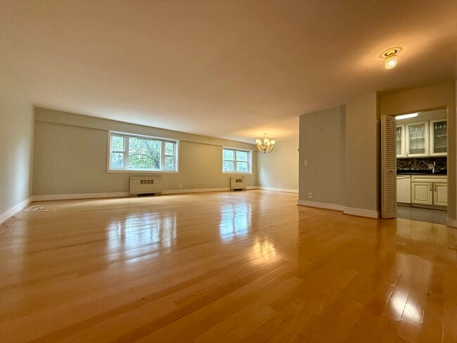 Building Photo - 131 Sewall Ave Unit 48 Rental