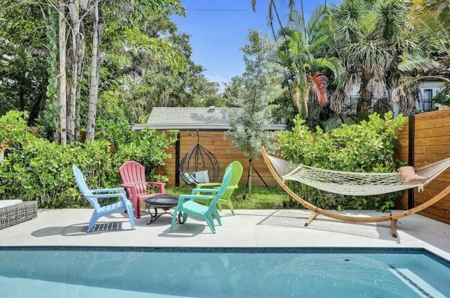 Photo - 828 SW 16th St