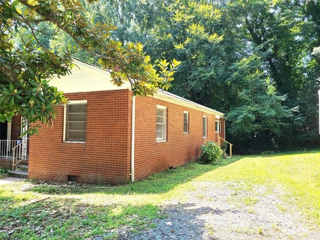 Building Photo - 88 Creswell Dr NE Rental