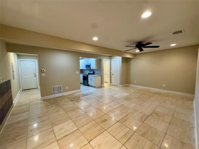 Photo - 5016 S I-35 Frontage Rd