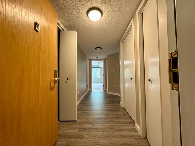 Building Photo - 245 Place Ln Unit 245 Rental