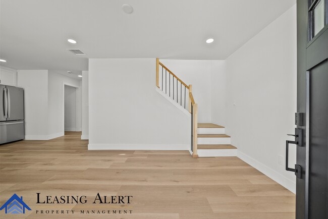 Photo - 16448 Lassen St