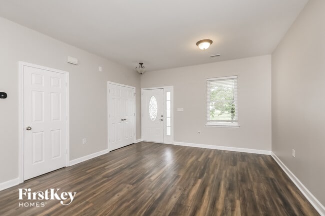 Photo - 4107 High Shoals Dr