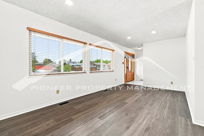 Photo - 2557 S Coors St