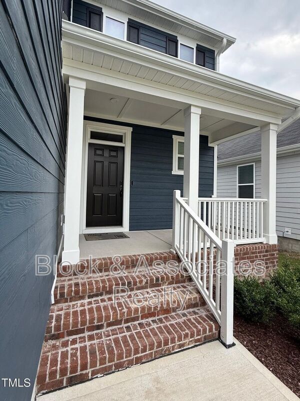 Photo - 177 Shadowdale Ln