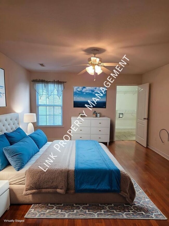 Photo - Beautiful 2 bedroom 2 full bath Condo near Missionary Ridge with garage, washer and dryer and gas...