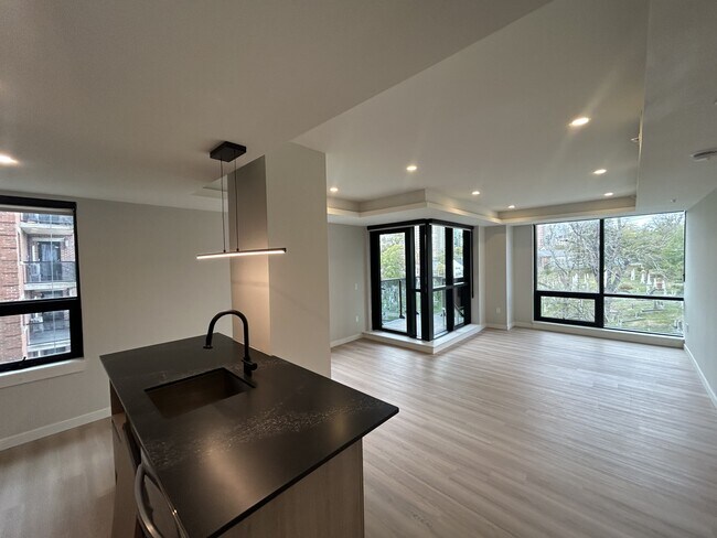 Photo - 5616-5616 South St Unit 409