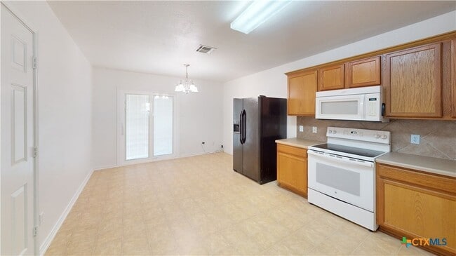 3206 John Porter Dr