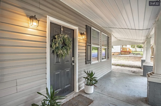 Photo - 1100 Columbia College Dr