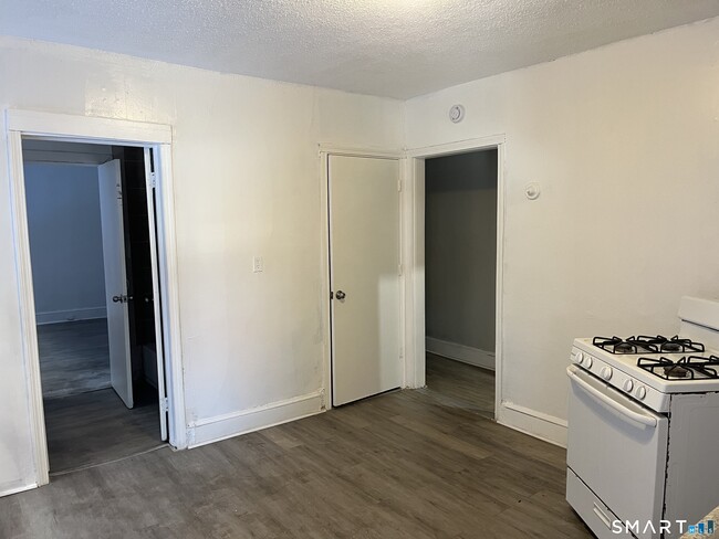 Photo - 252 Sisson Ave Unit A1