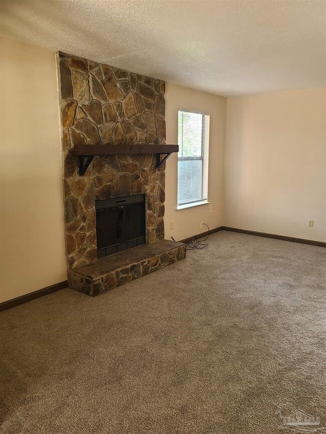 Photo - 7924 Deborah Dr