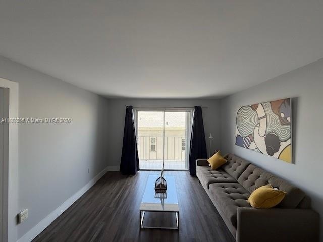 Photo - 1615 Meridian Ave Unidad 303