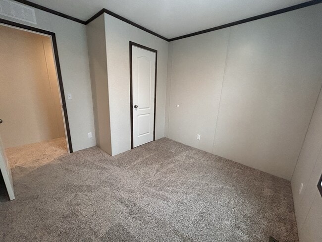 Photo - 2481 Pajot Rd