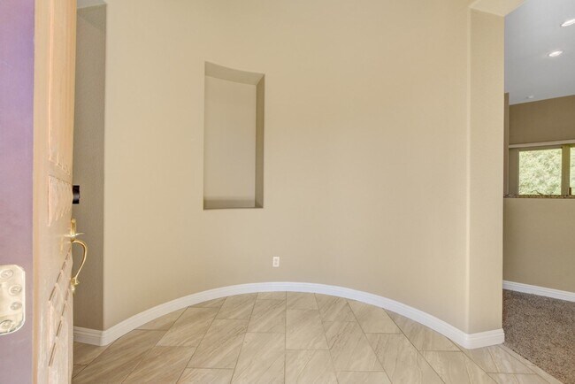 Photo - ELEGANT Single Story, 2 Bedroom Home in ANTHEM Gated Community!