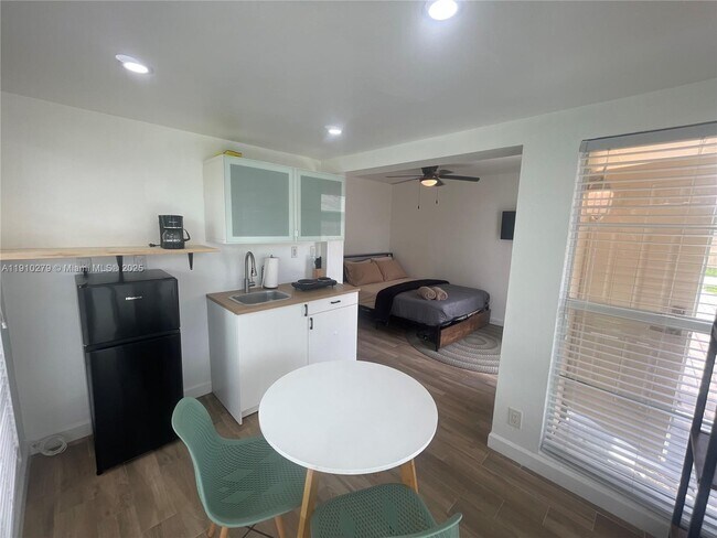 Photo - 1505 NE 15th Ave Unidad 4