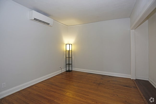 2BR, 2BA - Bedroom