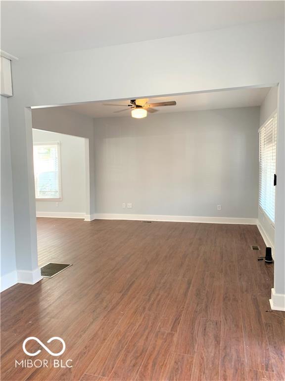 Photo - 3621 N Kenwood Ave