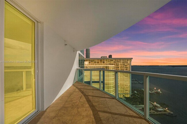 Photo - 2101 Brickell Ave Unidad 1706