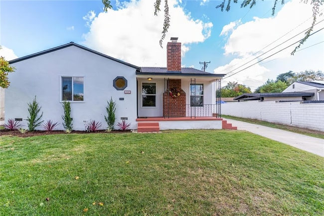 Building Photo - 1649 Crestview Ave