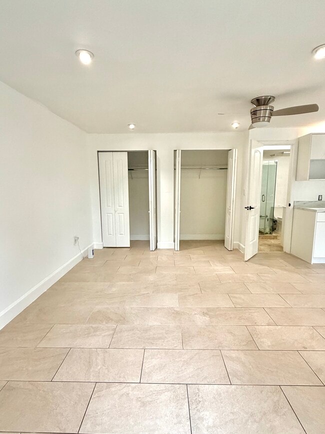 Photo - 925 SW 94th Ave