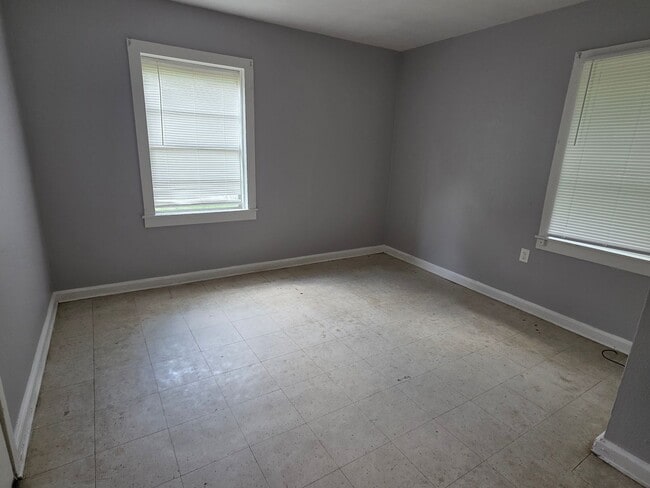 Photo - 1127 Avalon Ave