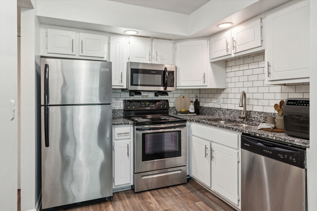 Photo - The Grove at Hickory Valley