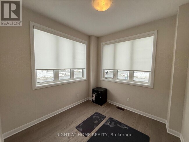 Photo - 778 Jennie Trout Ter