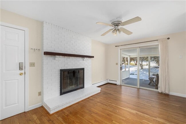 Photo - 18 Coggeshall Way